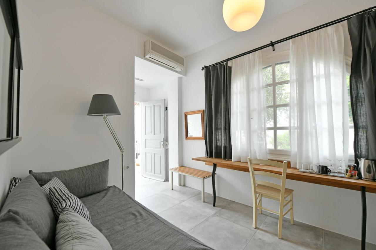 Piteoussa Rooms ไฮดรา ภายนอก รูปภาพ